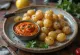Papas arrugadas с печени чушки, канарски картофи, поднесени с опушен сос от чушки